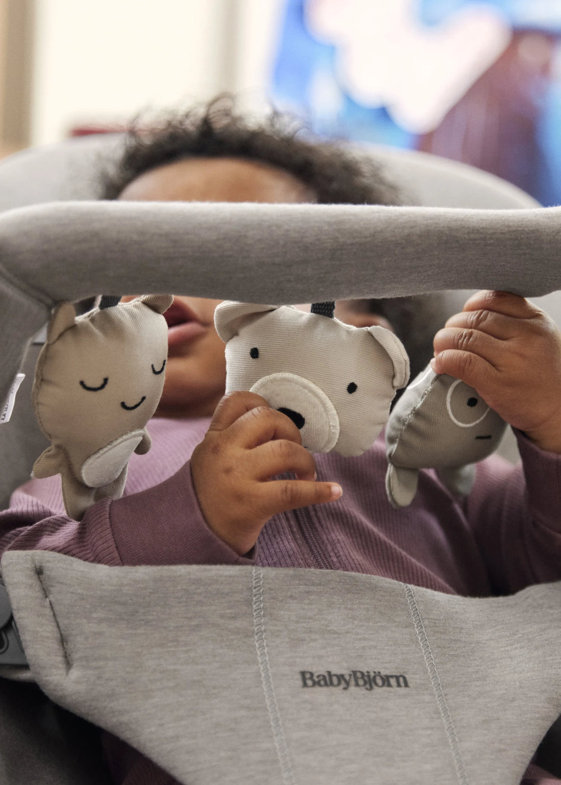 BabyBjörn Soft Friends Bouncer Toy — Soft Friends details (Neutrals)