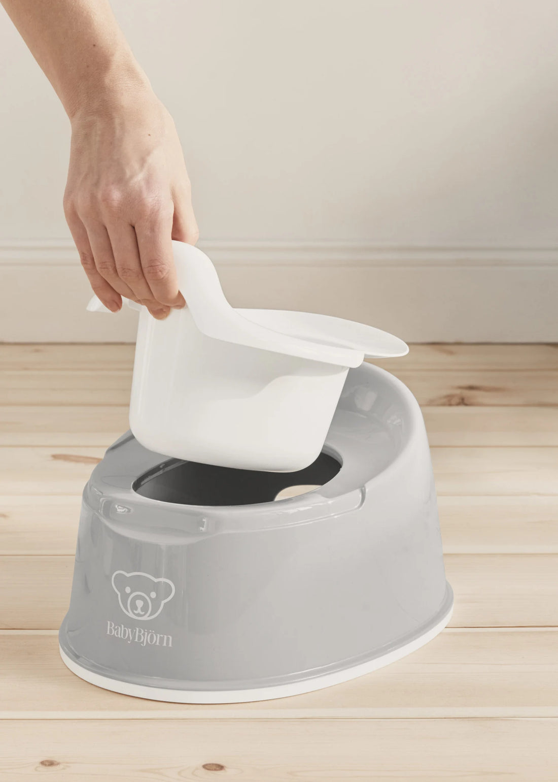BabyBjörn Smart Potty — Removable inner potty (Gray/White)
