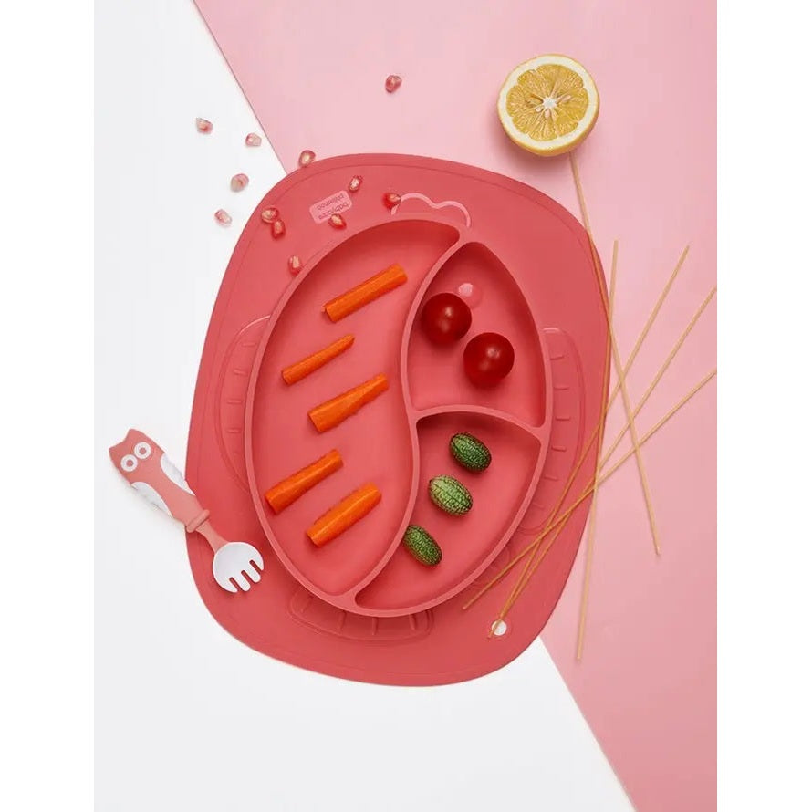 BC Babycare Silicone Anti Slip Plate Fish design in pink with divided sections, showing carrot sticks ready to munch.
