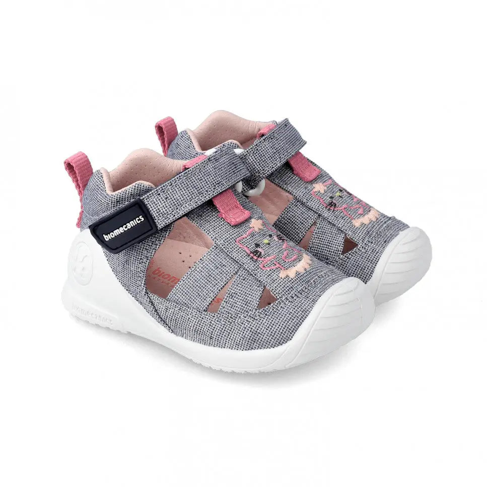 Biomecanics First Steps Sandals Shoes Grey for toddlers - pair with pink accents, breathable mesh, and Velcro straps.