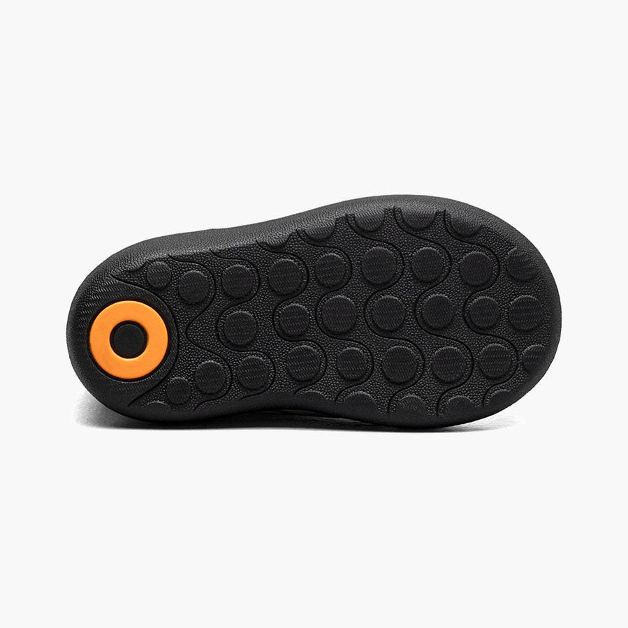 BOGS Skipper II Overlap Flowers Black Multi toddler boots, outsole shows circular grip pattern and orange ring.