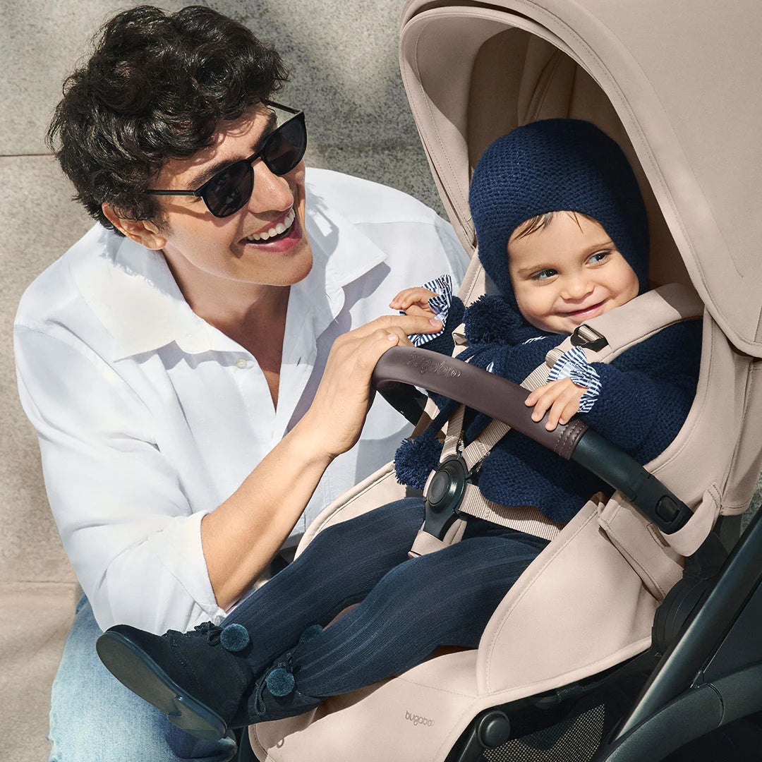 Bugaboo Dragonfly Plus Desert Taupe — seat comfort harness and bumper bar detail