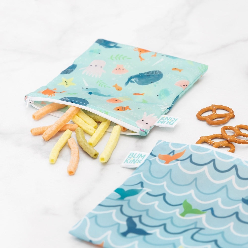 Bumkins large snack bag set of 2 in Ocean Life print, aqua sea-creature design