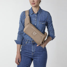 Cybex Coya Carrier