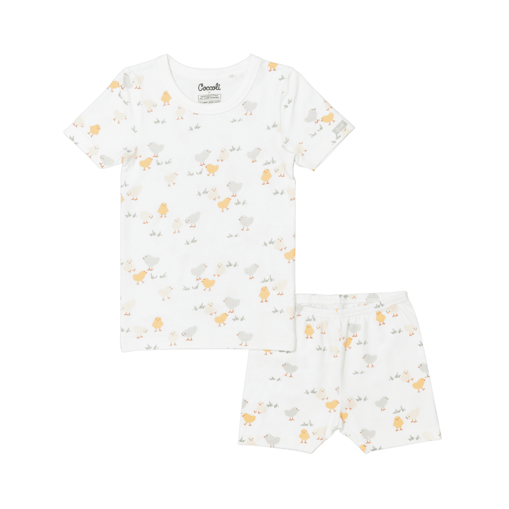 Coccoli Kid cream pajama set with chick pattern; short-sleeve top and matching shorts, cotton/TENCEL modal