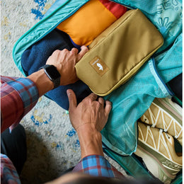 Cotopaxi Travel Toiletry Kit