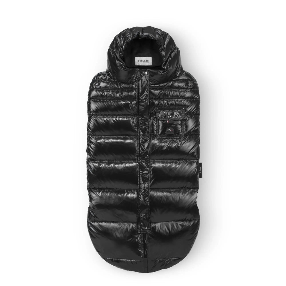 Close-up of the Cybex Winter Footmuff in black quilted nylon, insulated with front zipper and small pocket for stroller trips.