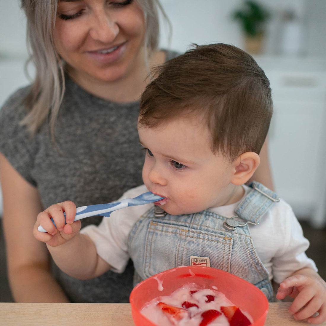 Dr. Brown's Designed to Nourish Soft-Tip Spoons 6-Pack – official product image 04