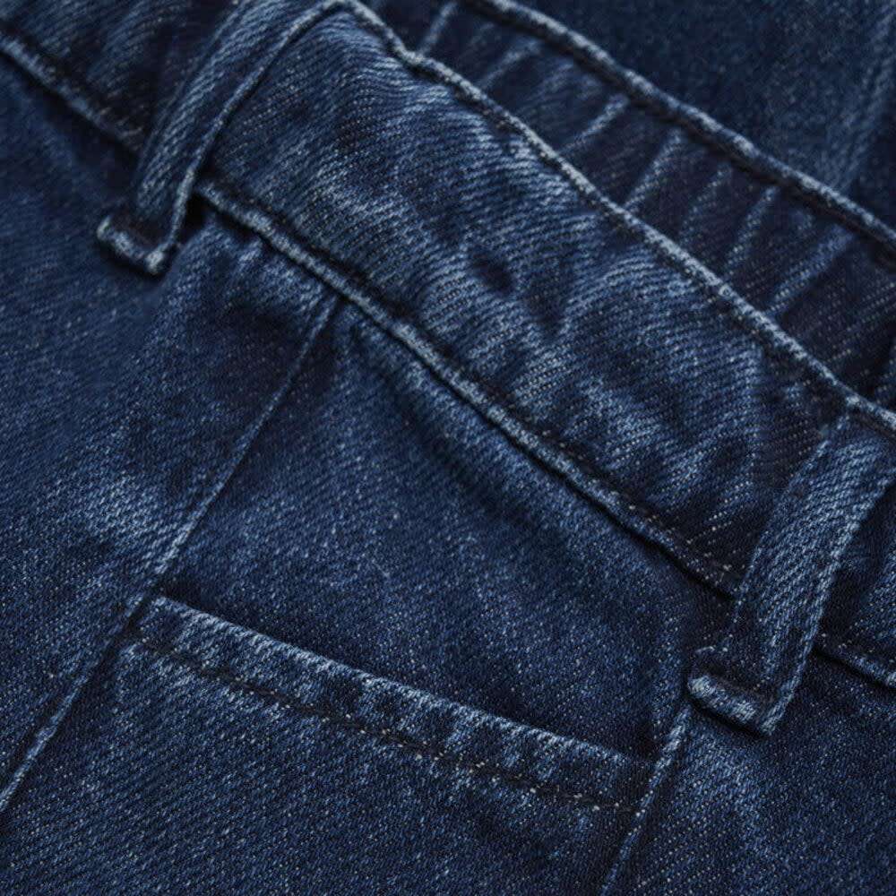 En Fant girls denim jeans in dark blue with back pocket details.