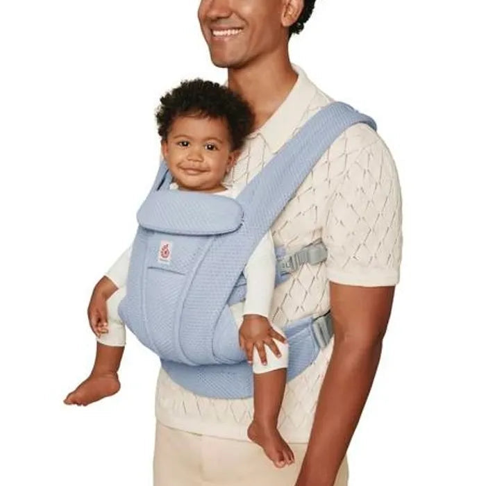 ERGOBABY Ergobaby Omni Deluxe Carrier Mesh padded hip belt with buckle and rolled neck support img 2/18