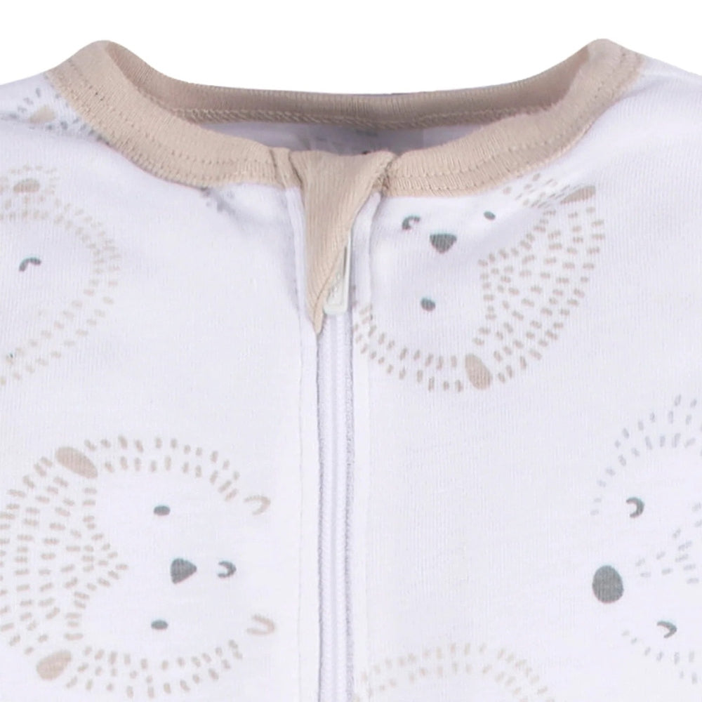 Gerber Baby Woodland Sleep 'N Play zipper closure on white fabric with beige trim and woodland bear print.