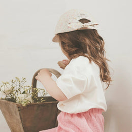 Huttelihut Cap in Liberty Fabric Double Cream