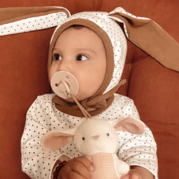 Itzy Ritzy Bitzy Pal Natural Rubber Pacifier & Stuffed Animal