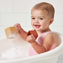 Itzy Ritzy Itzy Sprinkle Bath Nesting Cups