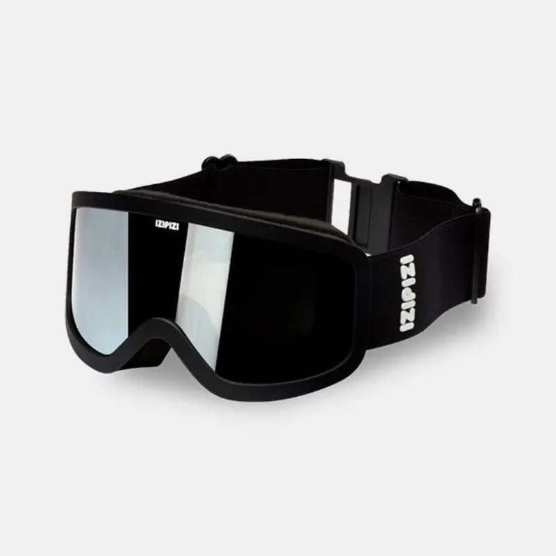 IZIPIZI Snow Cat2-Black ski goggles with mirrored lenses; strap displays the IZIPIZI logo.