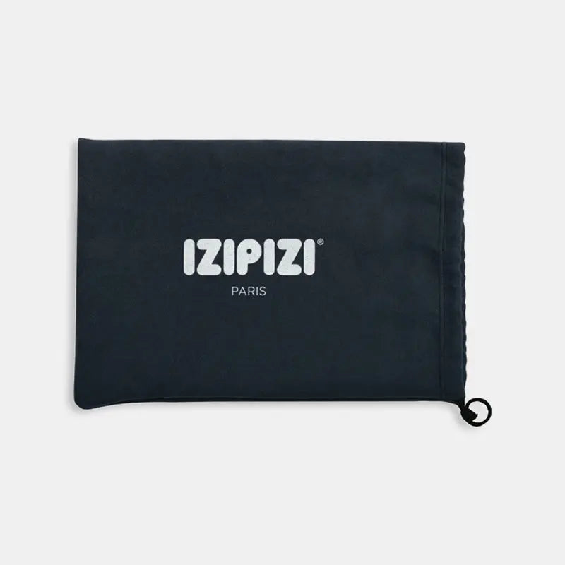 IZIPIZI Snow Cat2-Black pouch in dark navy fabric with white logo and round zipper pull.