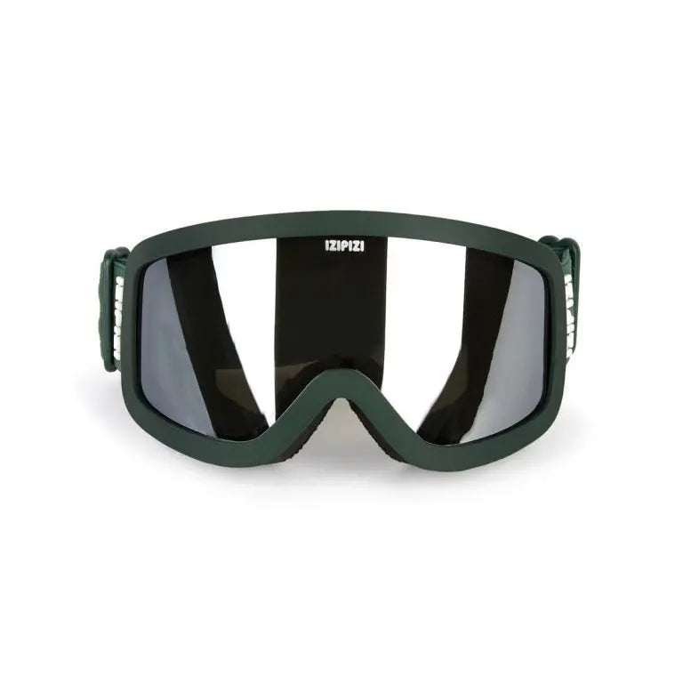 IZIPIZI Snow Cat2-Green kid ski goggles with green frame and mirrored lenses, ready for the slope.