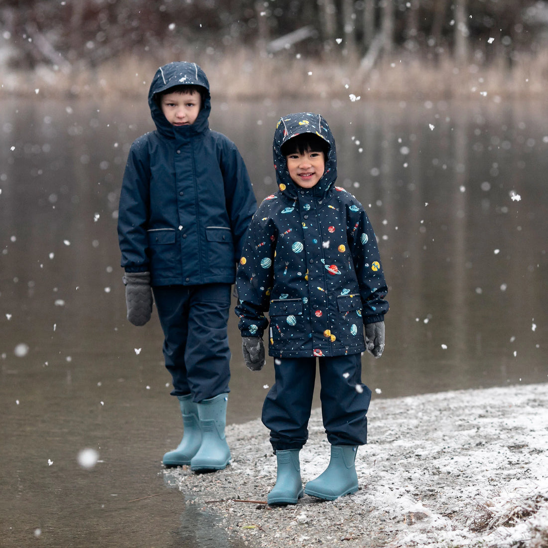 Jan & Jul Kids Fleece Lined Rain Pants Dark Navy lifestyle view