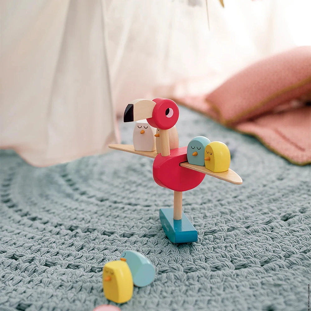 Janod Flamingo Balancing Game, product view 2