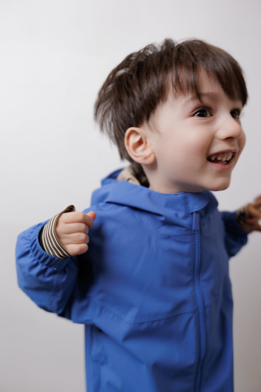 Kidorca Tofino Kids Rain Jacket - Dutch Blue – Front fit