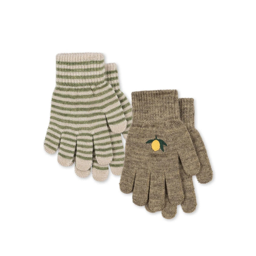 Konges Slojd Filla gloves 2-pack: green beige lemon-striped pair and brown knit gloves with lemon emblem