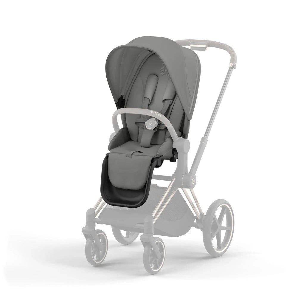 Lifestyle image of the Cybex Priam4/Ep Seat Pack stroller in grey with canopy and front bar, designed for effortless strolls.