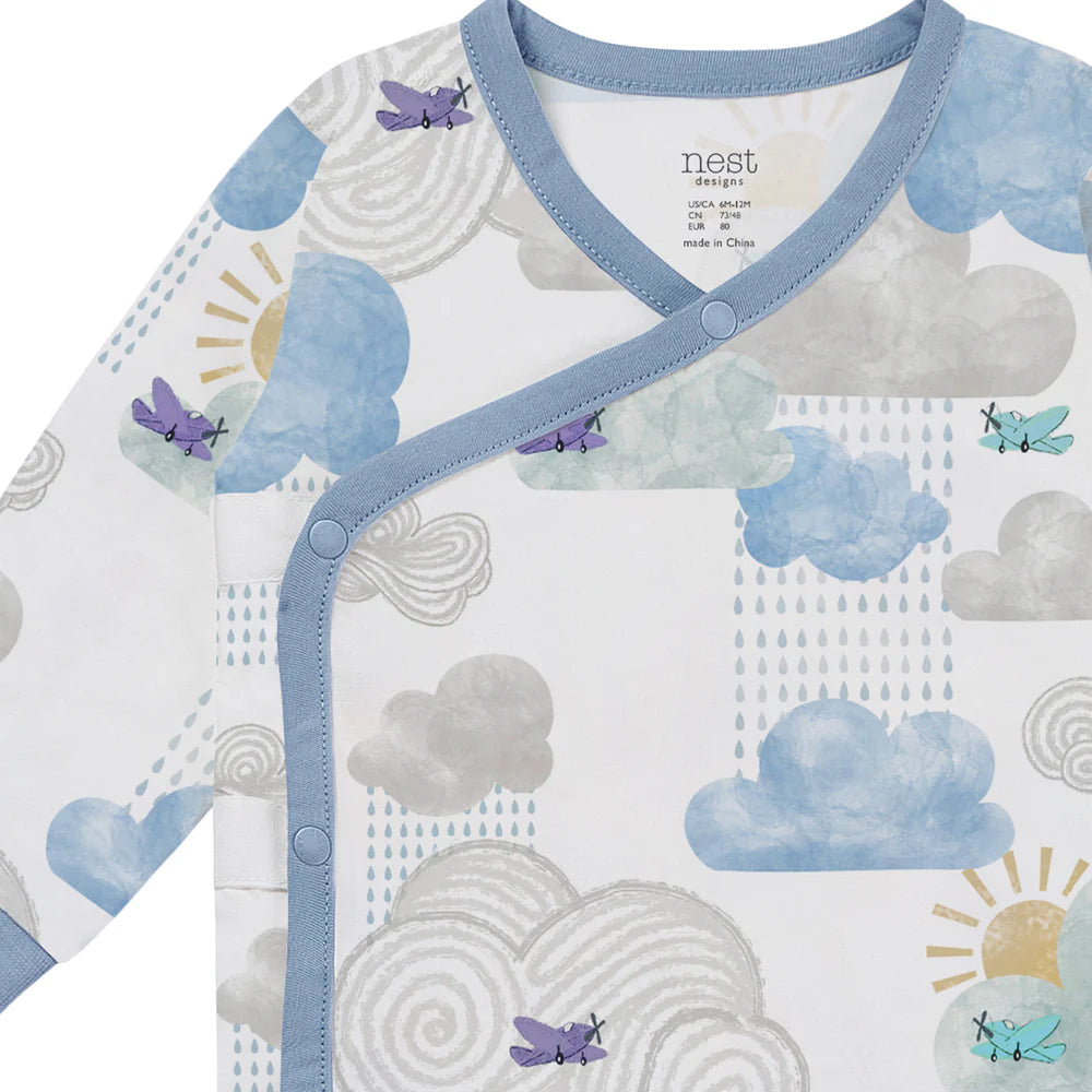 NEST DESIGNS Nest Designs Long Sleeve Kimono Onesie Fluffy Puffs Diagonal snap closure with airplanes and rain drop pattern img 5/6