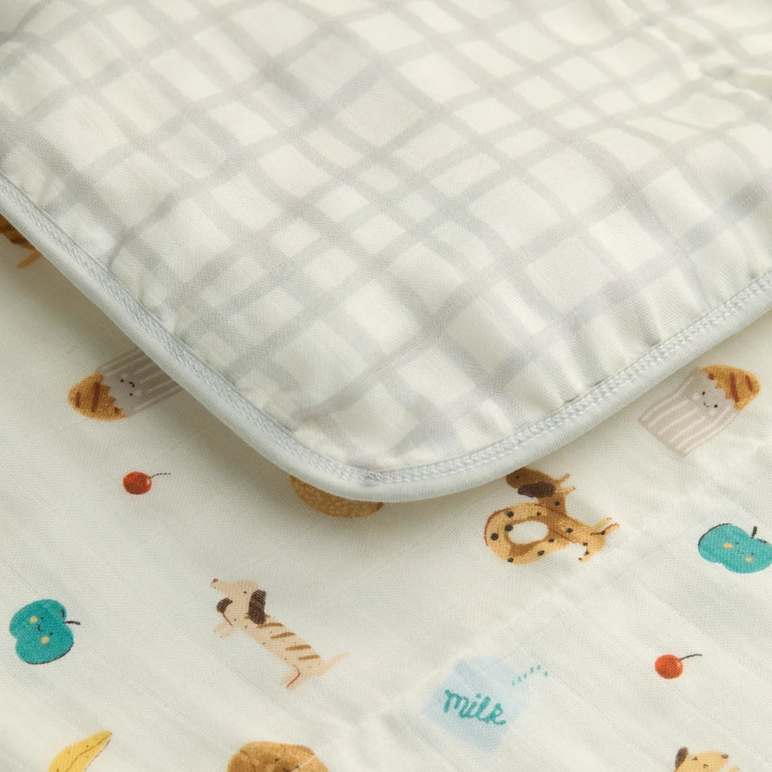 Loulou Lollipop Baby Muslin Quilt in Tanboocel® Bamboo Viscose - French Breakfast — close-up of fabric, print and construction.