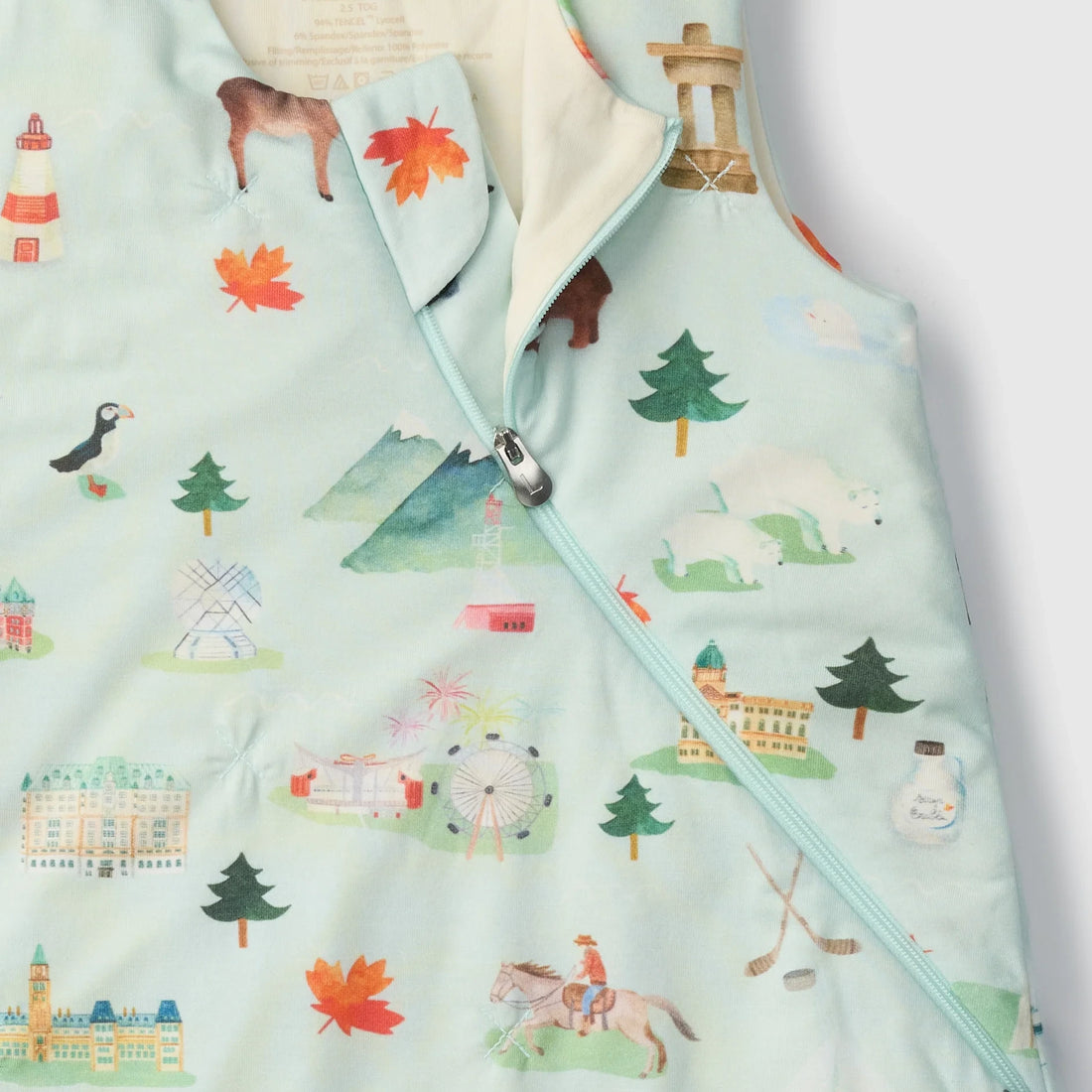 Loulou Lollipop Baby Sleep Bag 1.0 TOG in TENCEL™ Lyocell - Canada — close-up of fabric, print and construction.