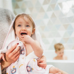 Loulou Lollipop Hooded Towel Set