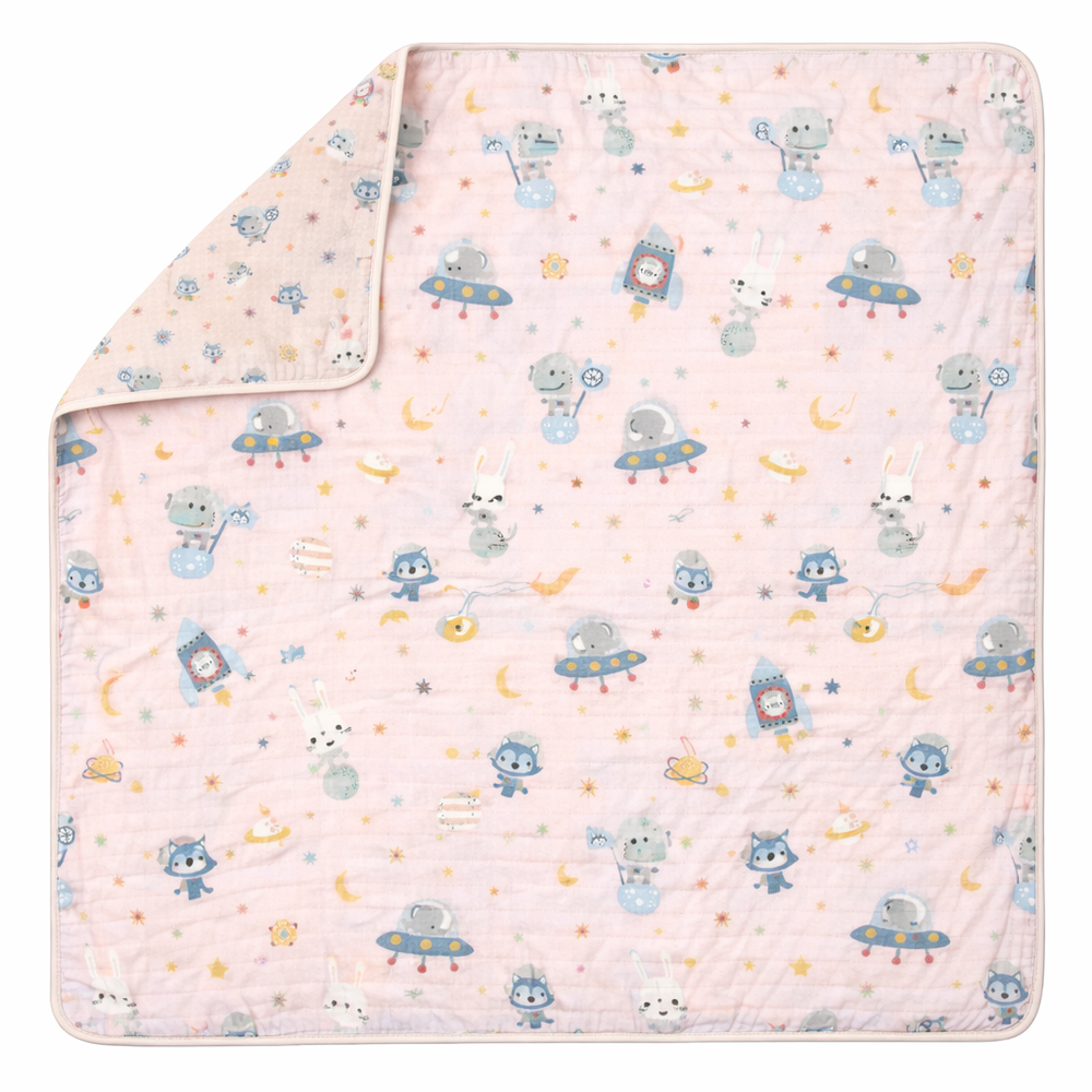 Loulou Lollipop Muslin Quilt Blanket in Soft Pink with space print