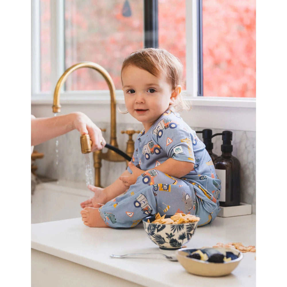 Loulou Lollipop Short Sleeve Long Pants Pajama Set Tiny Engineers, product view 2