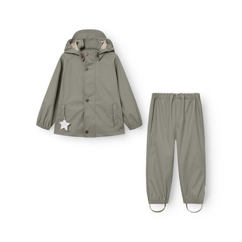 MINI A TURE Matreinar rain set in olive green, two-piece with hooded jacket and matching pants