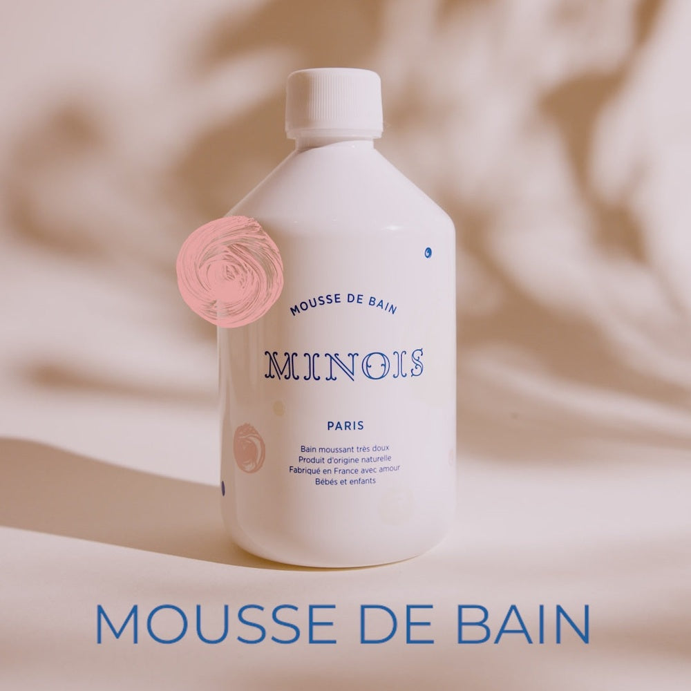 Minois Paris bath foam 500 ml bottle, white plastic with blue logo and pink swirl sticker