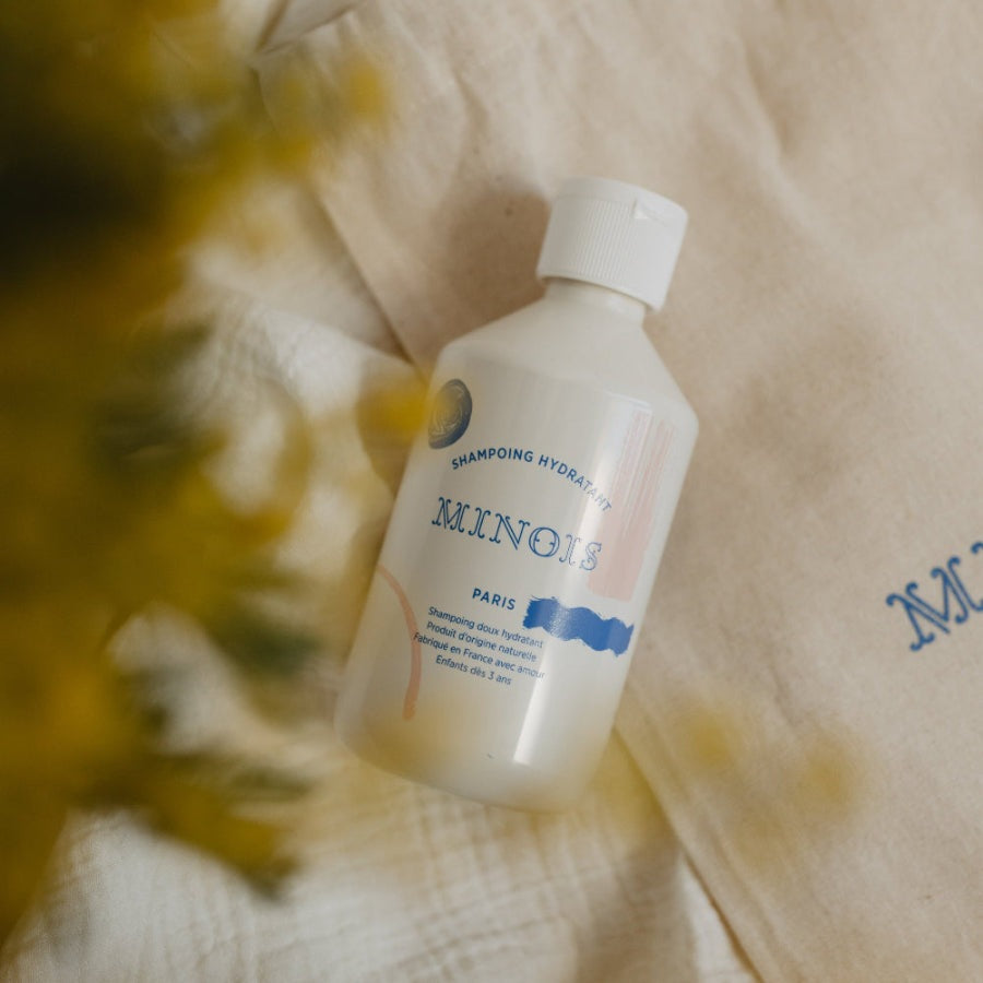 Minois Paris hydrating shampoo bottle, 300 ml, white with pastel label