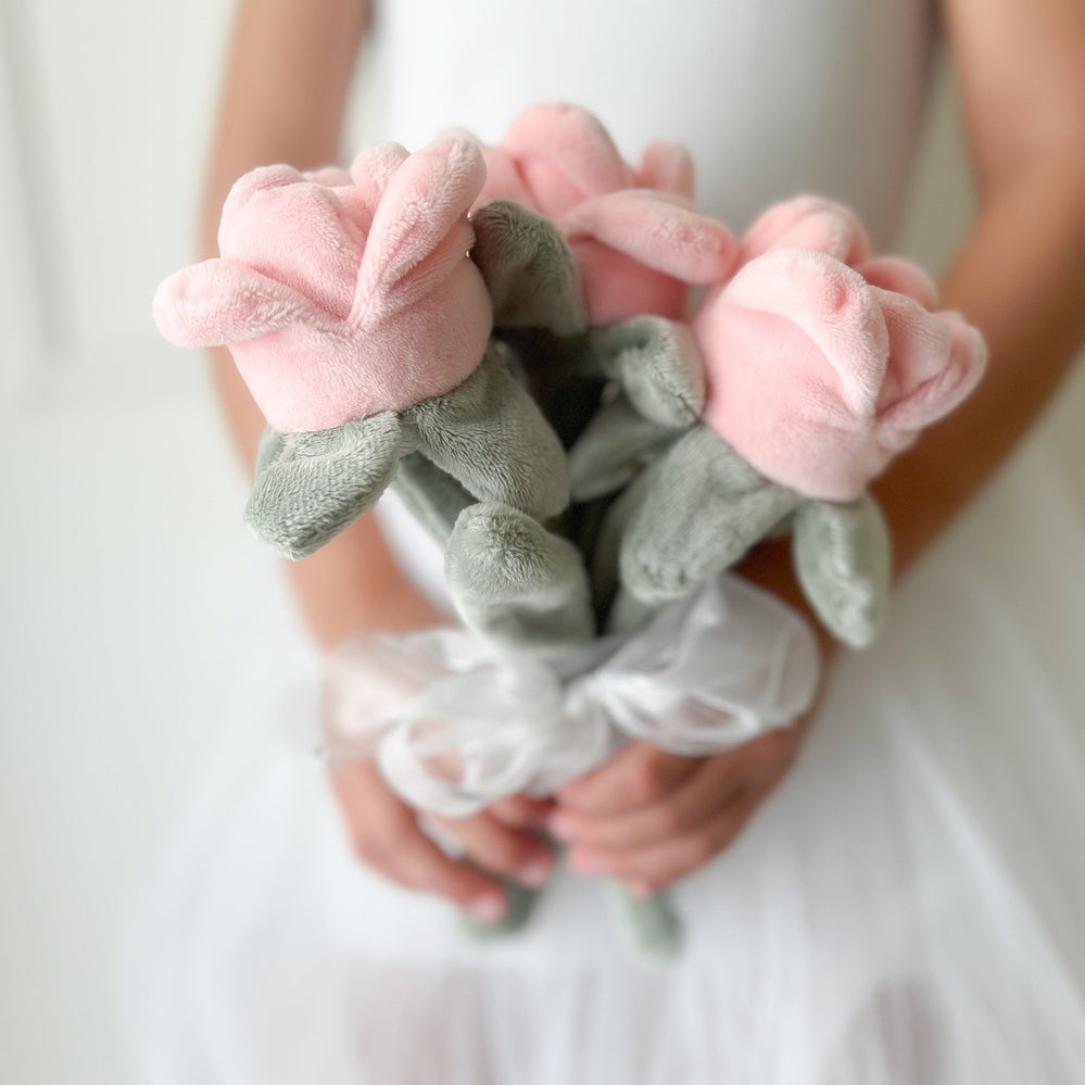 MON AMI ROSE BOUQUET