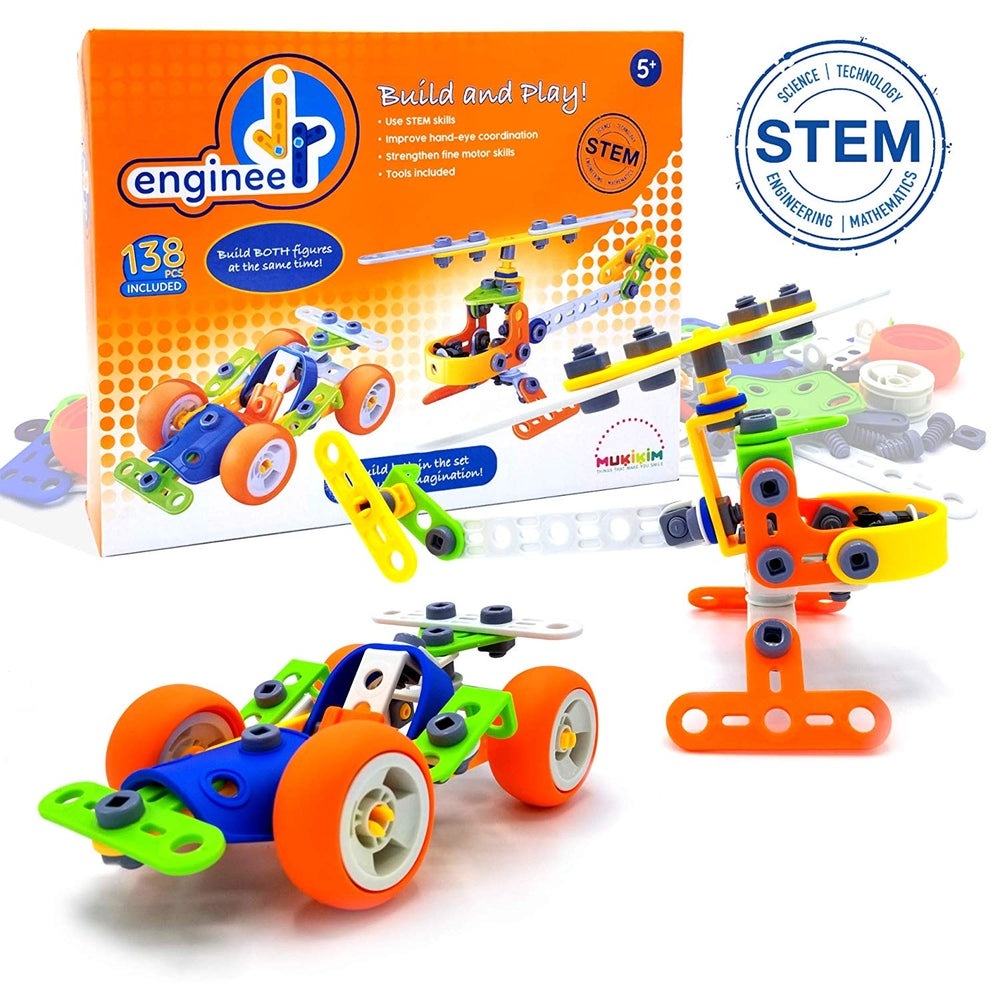 Mukikim Jr. Engineer Car & Copter kit; 138 pieces, colorful building parts and orange wheels