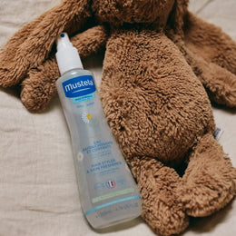 Mustela Baby Refreshing and Styling Water with Organic Chamomile Water 200 mL