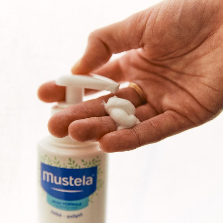 Mustela Hydra Bebe Body Milk with Organic Avocado 300 mL - product detail view
