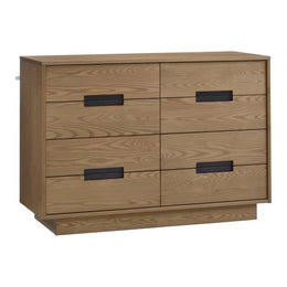 Natart Signature Series Como 8 Drawer 65 Inch King Dresser