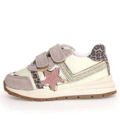 Naturino Evon Vl Suede Animalier Beige toddler shoe with pink star, leopard heel, and two Velcro straps across the top.
