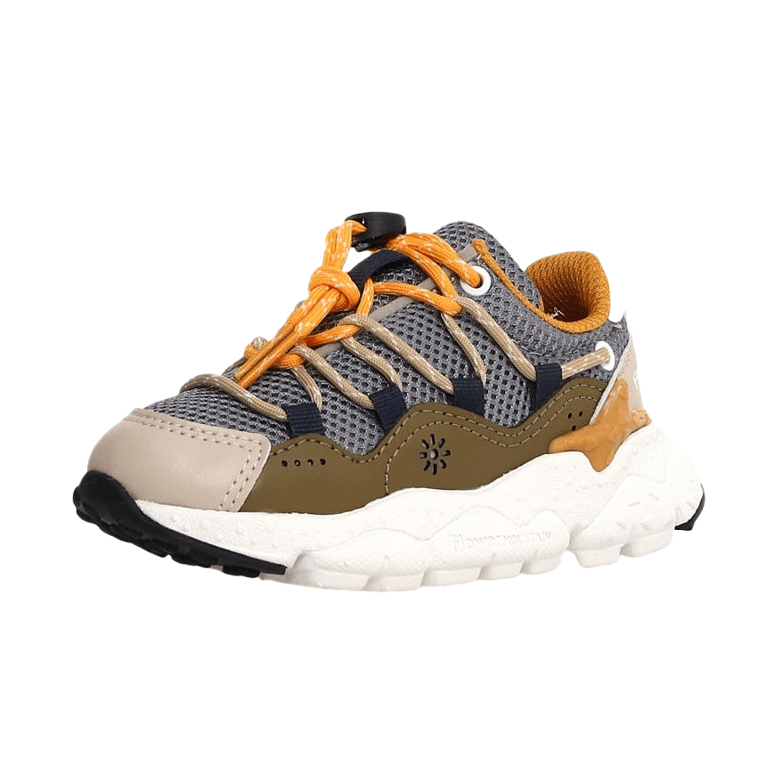 Naturino Raikiri Junior Sneaker beige-taupe with orange laces, breathable mesh upper and chunky white sole
