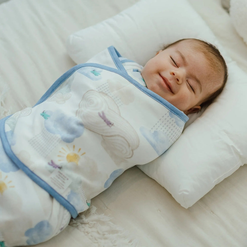 NEST DESIGNS Nest Designs 0.5 TOG Startle Stop Sleep Bag Fluffy Puffs sleeveless with shoulder straps and blue binding trim img 1/6