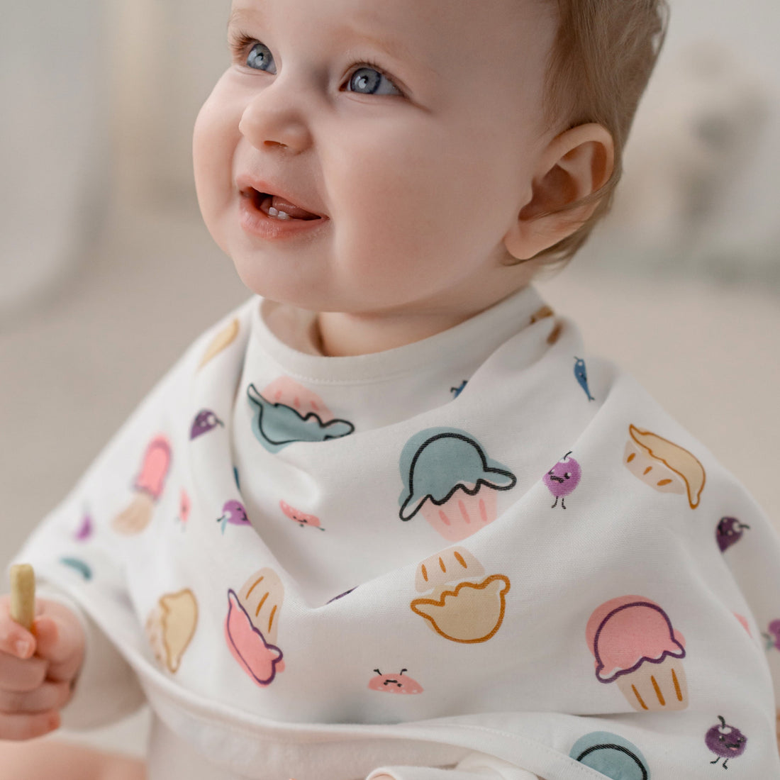 Nest Designs Bamboo Cotton Muslin Burp n' Bib 2-Pack Sweet Treats gallery view 2