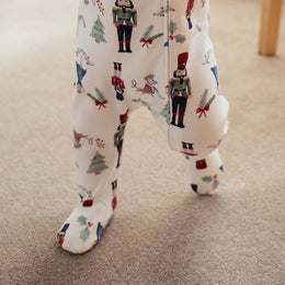 Nest Designs Organic Cotton Long Sleeve Footed Sleeper Nutcracker