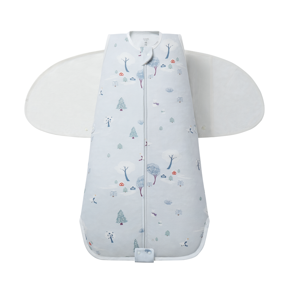 Nest Designs Organic Cotton Swaddle Sleep Bag 0.5 TOG Stars White - lifestyle 1