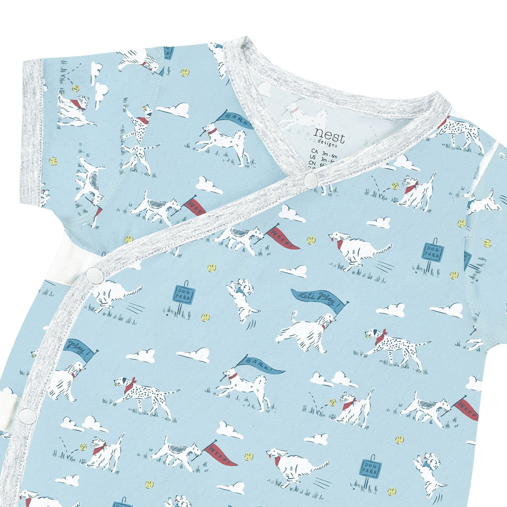 NEST DESIGNS Nest Designs Short Sleeve Kimono Onesie Puppy Park wrap front with snap closures and gray contrast trim img 2/3