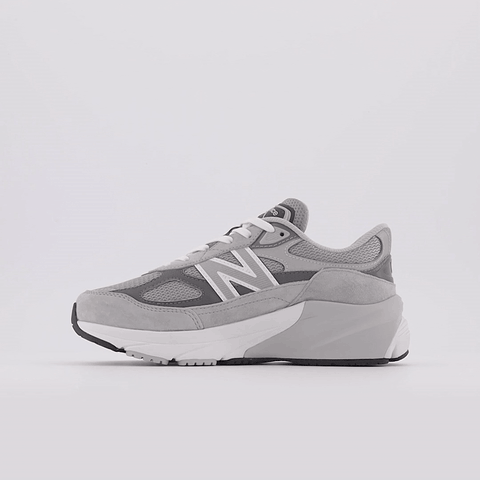 New Balance FuelCell 990v6 Lace Shoes Grey Matter With Silver — animated product rotation