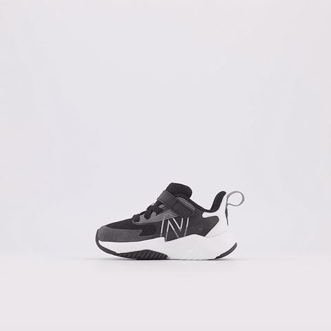 New Balance Rave Run V2 Bungee Lace With Top Strap Shoes Black With White — animated product rotation