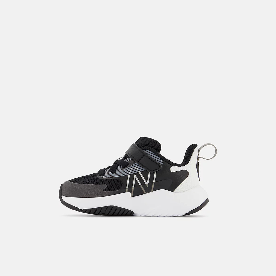 New Balance Rave Run V2 Bungee Lace With Top Strap Shoes in Black With White — inner side